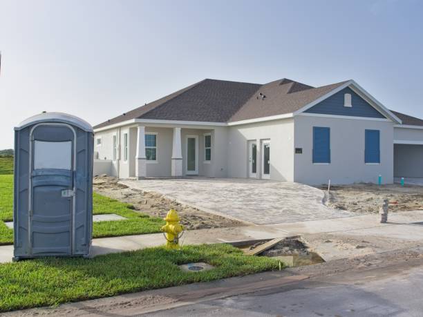 Porta potty delivery and setup in Mahomet, IL